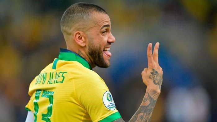 Cầu thủ kỳ cựu 38 tuổi Daniel Alves của Brazil. (Nguồn: Getty Images).