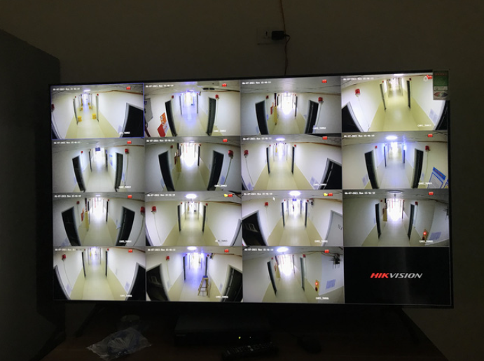 Phòng điều hành với hệ thống camera đầy đủ. Nguồn: Bộ Y tế. 