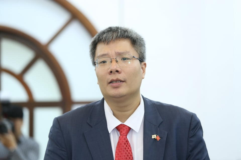Ông Trần Hải Linh, Ủy viên UBTƯ MTTQ Việt Nam phát biểu tại Hội nghị.