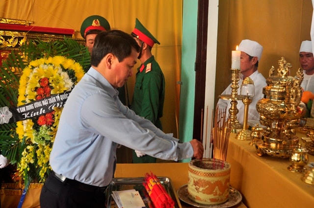 Tiếc thương sự hy sinh của các quân nhân.