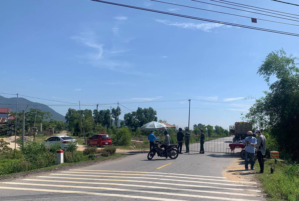 Tỉnh Thừa Thiên - Huế quyết định phong toả cách ly tạm thời 5 thôn tại xã Lộc Thuỷ, huyện Phú Lộc.