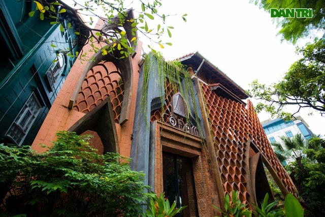 Thời gian thiết kế và thi công dự án kéo dài hơn 1 năm với tổng chi phí là gần 10 tỷ đồng.  