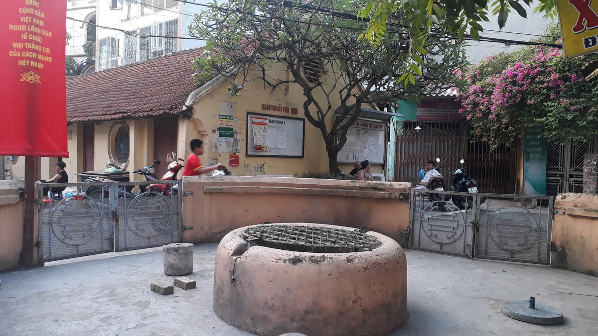 Giếng làng Xuân Tảo (phường Xuân Tảo, quận Bắc Từ Liêm).
