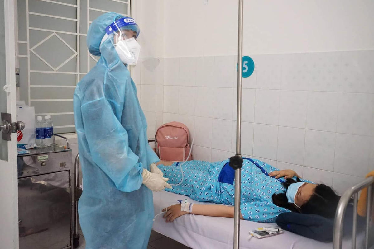 Bên trong bệnh viện điều trị sản phụ mắc Covid-19