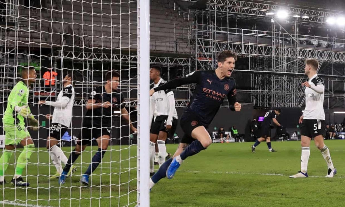 John Stones khai thông thế bế tắc cho Man City.  