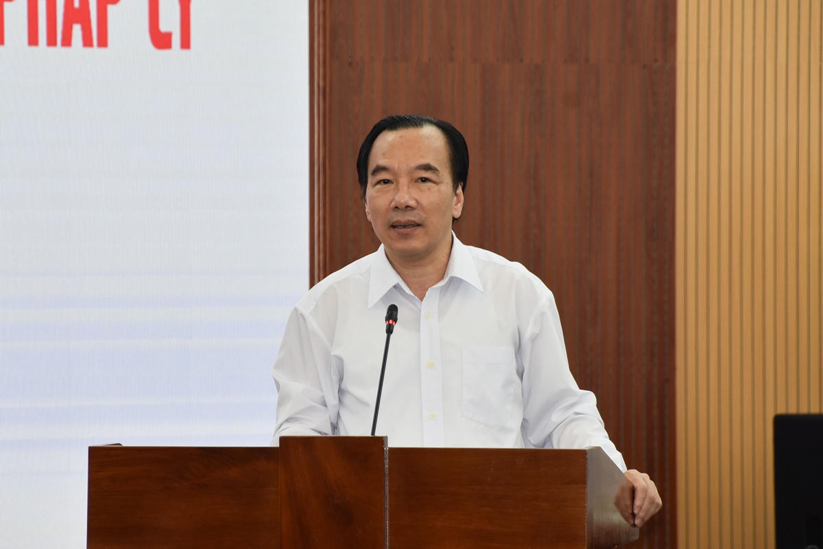 Phó Chủ tịch UBTƯ MTTQ Việt Nam Ngô Sách Thực phát biểu tại Hội nghị.