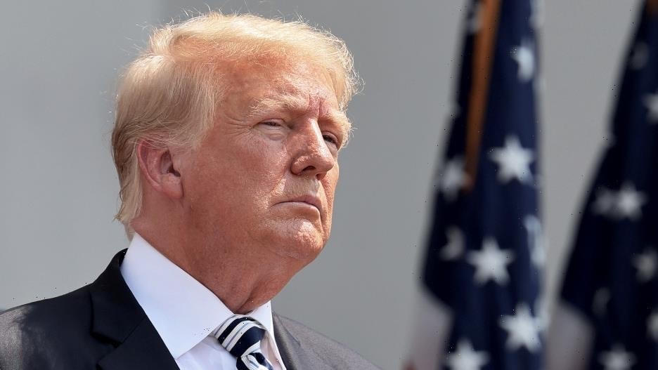 Tài sản của cựu Tổng thống Donald Trump không đạt mức tối thiểu để lọt vào danh sách Forbes Những người giàu nhất nước Mỹ. Ảnh: Getty Images.