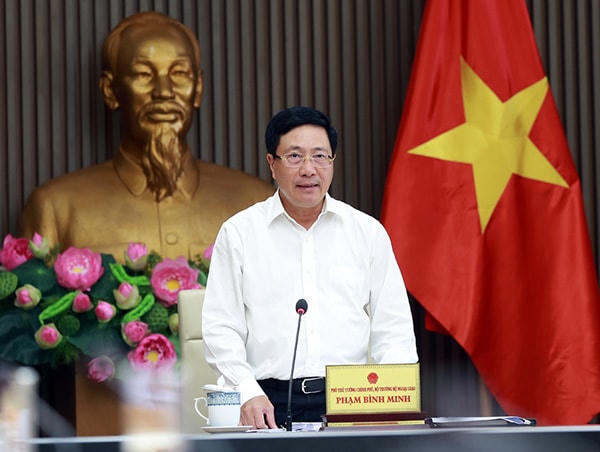 Phó Thủ tướng Phạm Bình Minh phát biểu tại cuộc họp. Ảnh: VGP.