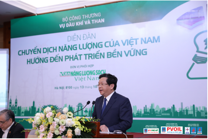  Nguyễn Đức Hiển phát biểu tại Diễn đàn