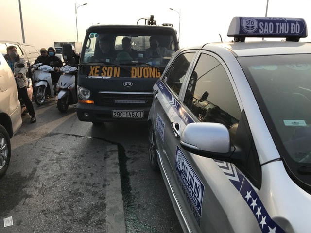 Hai chiếc xe liên quan vụ tai nạn.