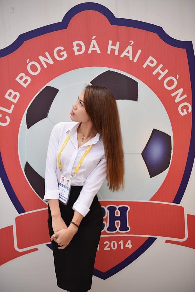 Người hâm mộ đang rất chờ đợi được thấy Hà Thị Phượng điều hành tại giải hạng Nhất sắp tới.