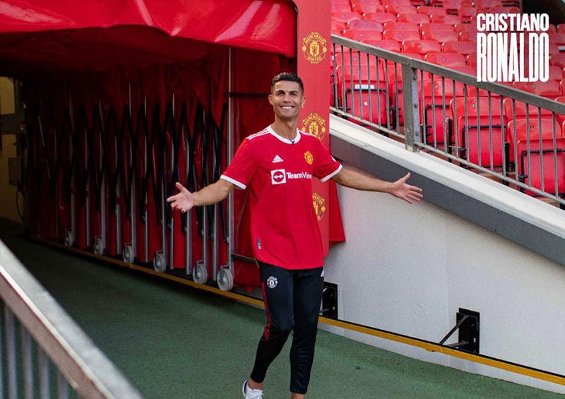 Nóng trận Ronaldo đá ra mắt MU: Bruno Fernandes ẩn ý chuyện đá phạt