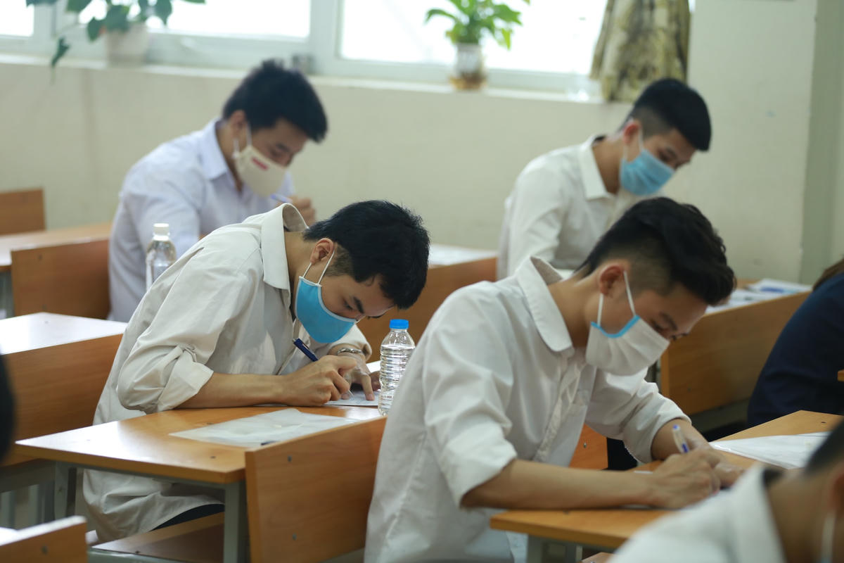 Thí sinh dự thi tốt nghiệp THPT 2021.