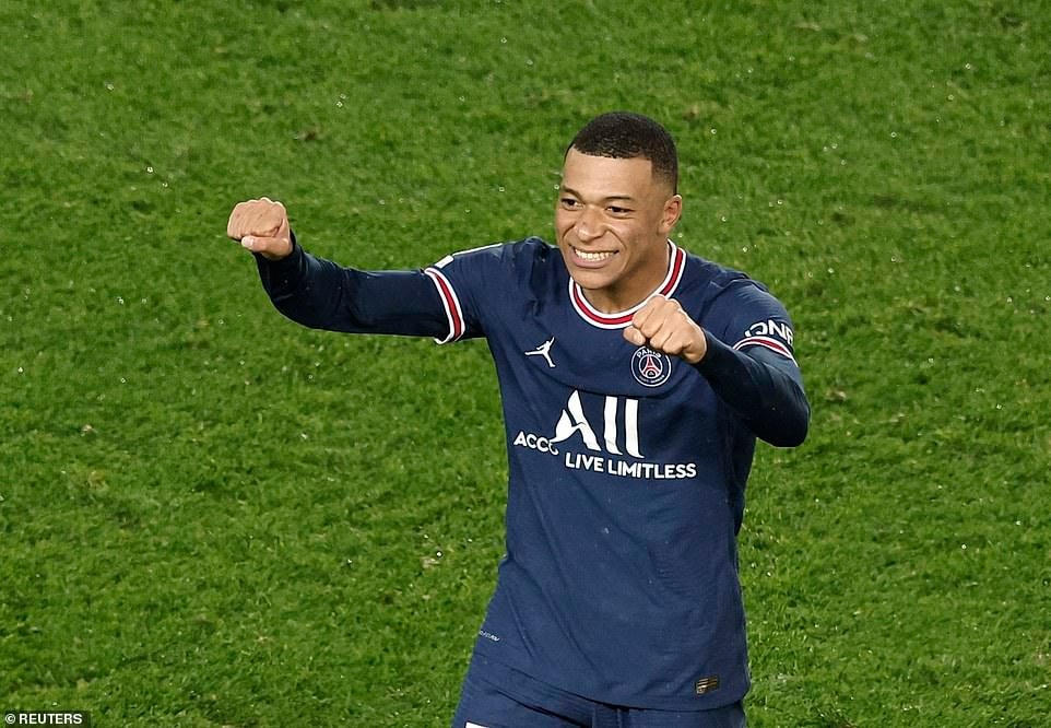 Mbappe ghi bàn thắng duy nhất trận đấu ở phút 90+4.