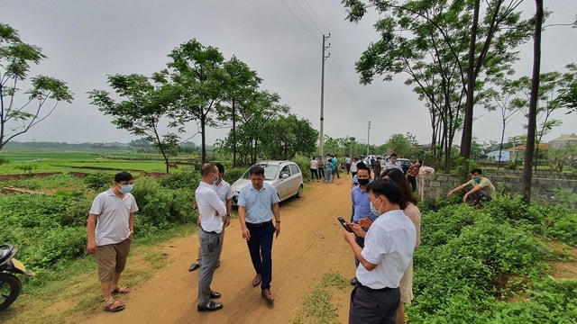 Hoà Lạc từng chứng kiến đoàn người nườm nượp đến và đi vào đỉnh điểm sốt đất.