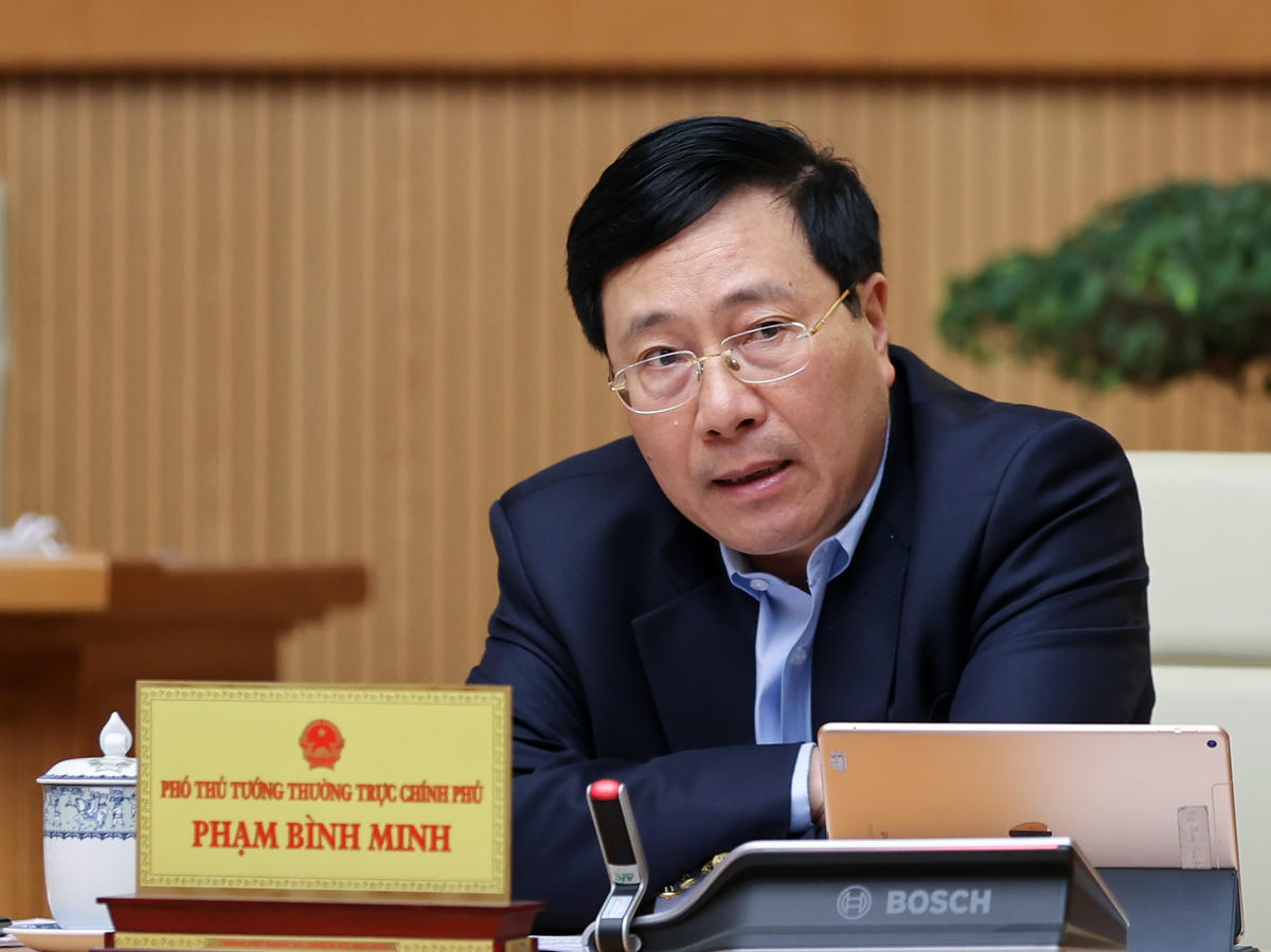 Phó Thủ tướng Thường trực Phạm Bình Minh phát biểu tại phiên họp. Ảnh: VGP/Nhật Bắc.