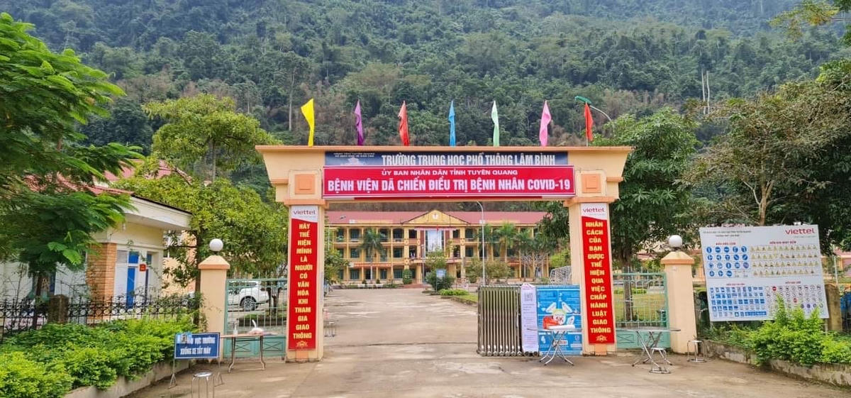 Bệnh viện dã chiến huyện Lâm Bình hoàn thành trong một đêm.
