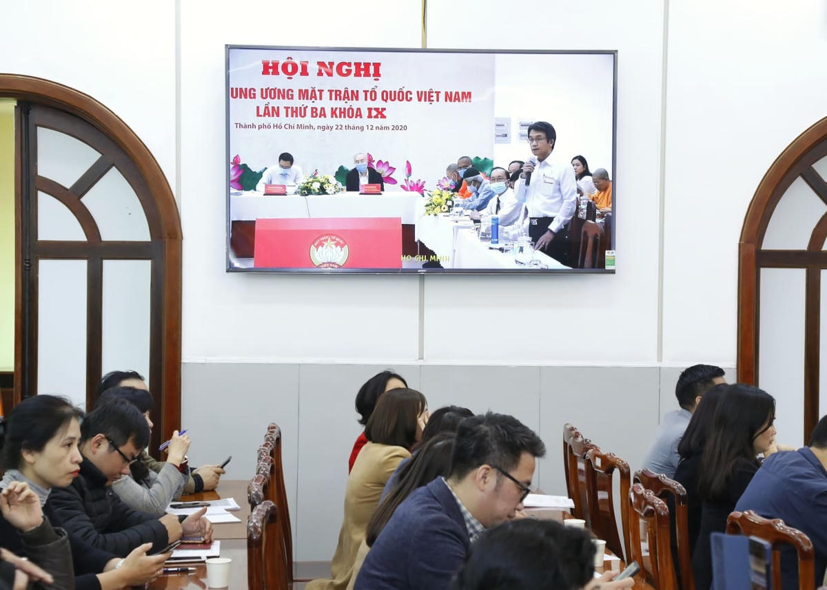 Đại biểu phát biểu tại điểm cầu TP Hồ Chí Minh.