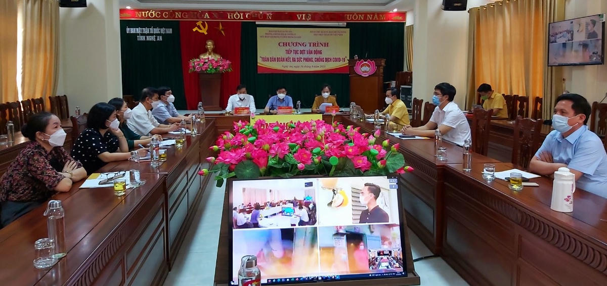 Lãnh đạo Tỉnh ủy, UBND, Ủy ban MTTQ tỉnh Nghệ An tham dự Hội nghị chương trình vận động "Toàn dân đoàn kết, ra sức phòng chống, dịch Covid-19" do Ủy ban Trung ương MTTQ Việt Nam phát động sáng ngày 16/9