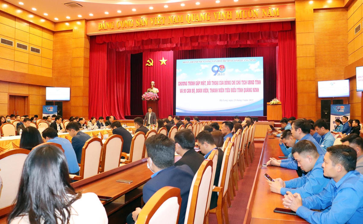 Quảng Ninh: Chủ tịch UBND tỉnh Quảng Ninh gặp mặt, đối thoại với 90 cán bộ, ĐVTN