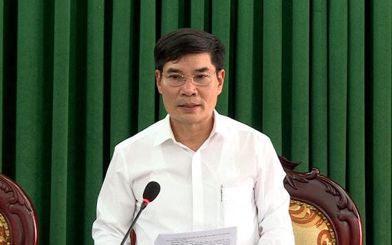 Ông Đỗ Việt Anh, Chủ tịch MTTQ tỉnh Ninh Bình kết luận buổi giám sát.