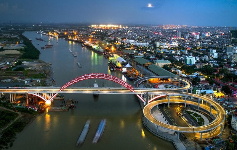 Cầu Hoàng Văn Thụ nối nội thành cũ với Trung tâm Chinh trị - hành chính Hải Phòng mới