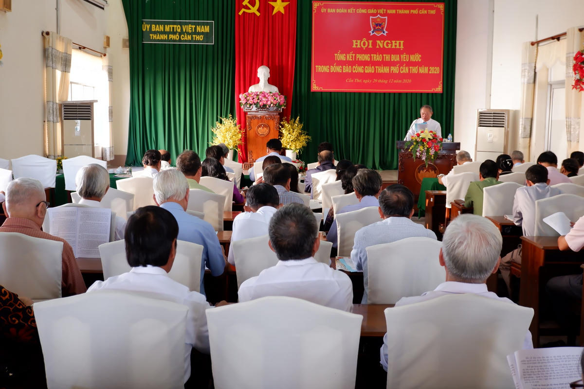 Quang cảnh hội nghị