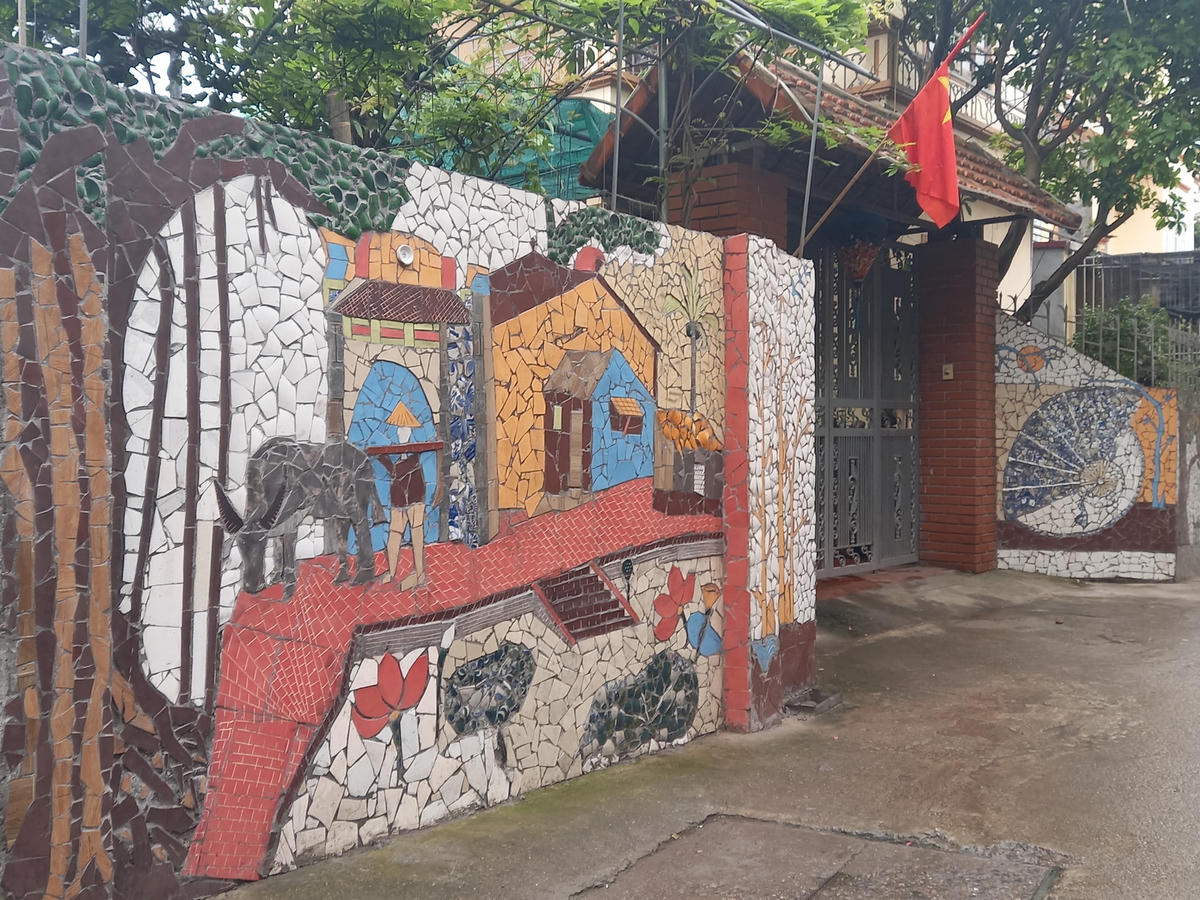 Bức tranh tại làng Liên Mạc.