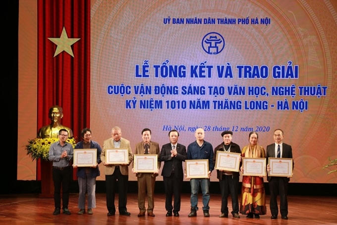 Trao giải sáng tác về 1010 năm Thăng Long - Hà Nội