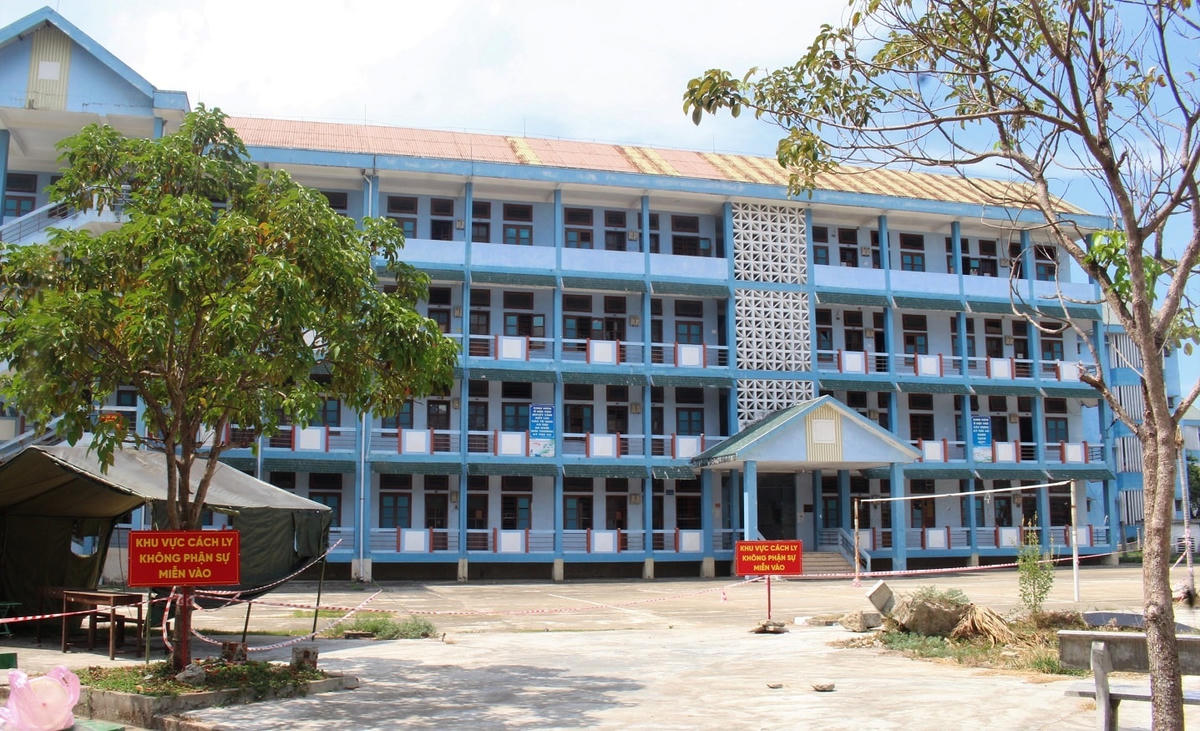 Một góc khu cách ly ký túc xá Trường ĐH Quảng Nam.