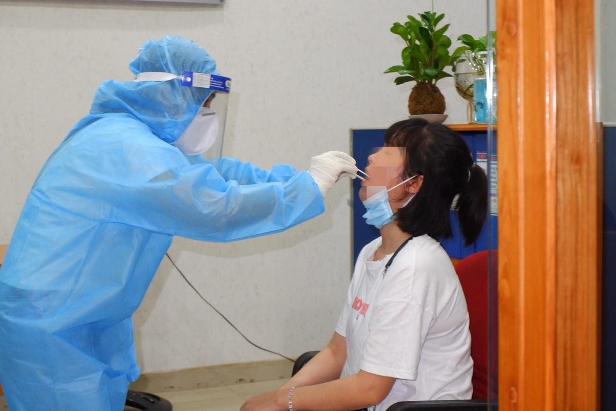 F0 cách ly và điều trị tại nhà dưới sự giám sát của y tế địa phương