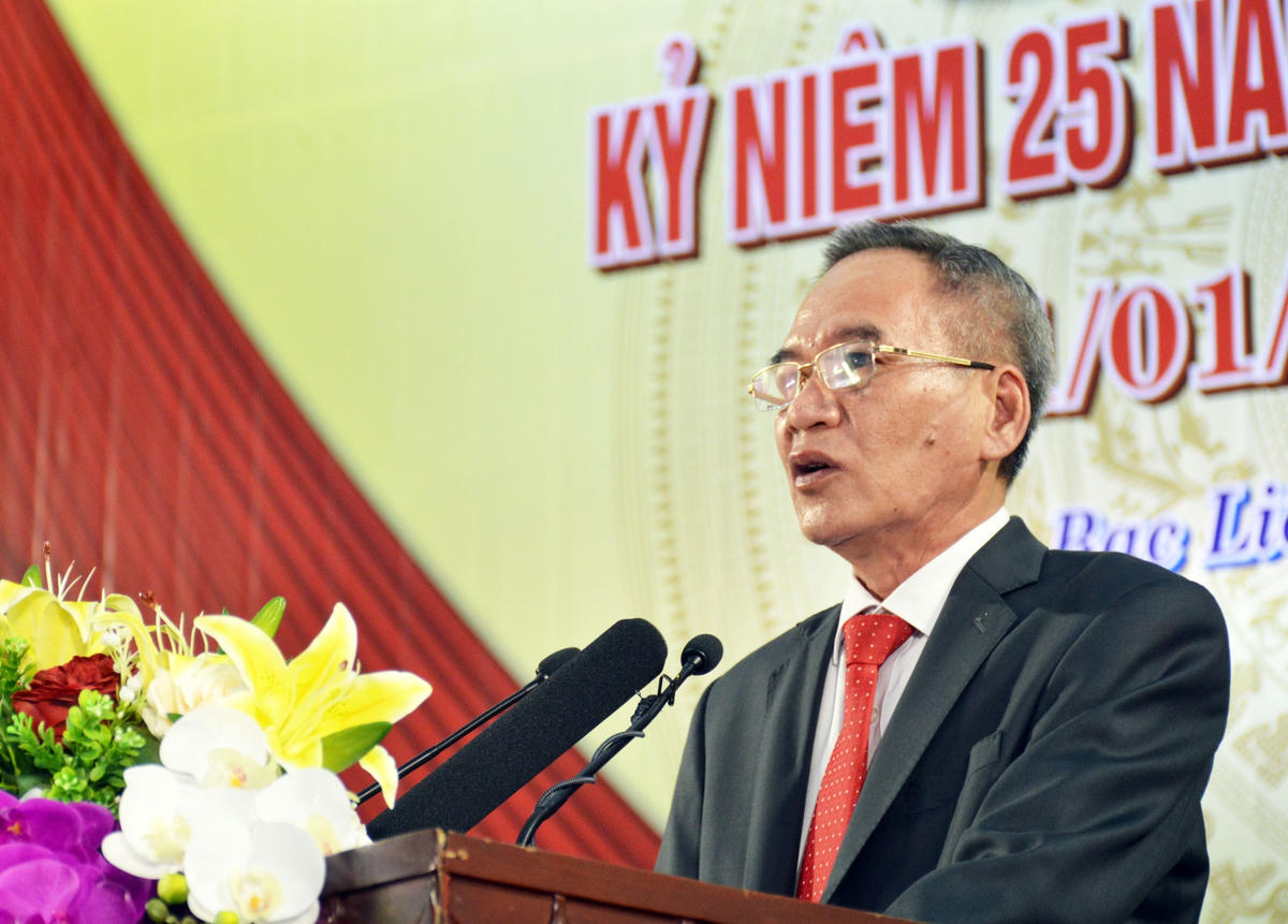 Bí thư Tỉnh ủy Bạc Liêu Lữ Văn Hùng phát biểu tại buổi họp mặt.
