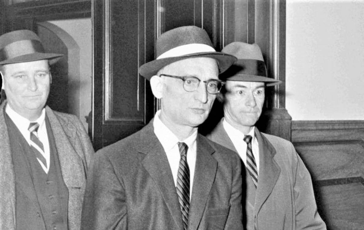 Sĩ quan tình báo Liên Xô Rudolf Abel (giữa); Nguồn: topwar.ru.  