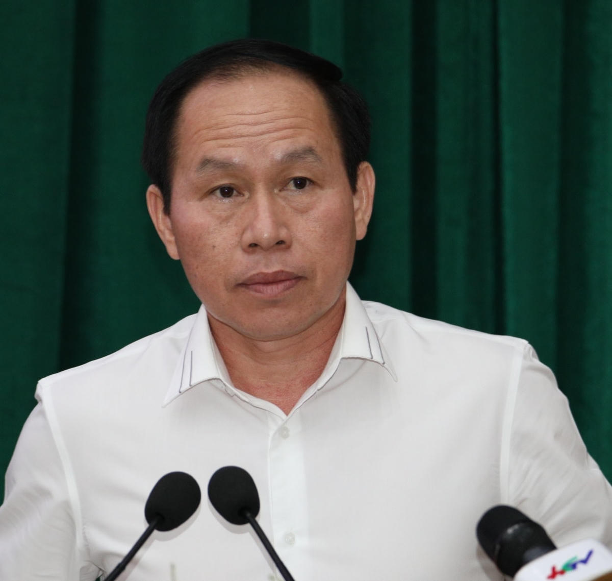 Ông Lê Tiến Châu, Bí thư Tỉnh ủy Hậu Giang, phát biểu tại buổi họp báo.