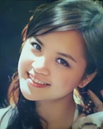 Thu Quỳnh chia sẻ ảnh từ năm 2008 thời điểm đi thi Hoa hậu Việt Nam với khuôn mặt vô cùng ngây thơ, non nớt.