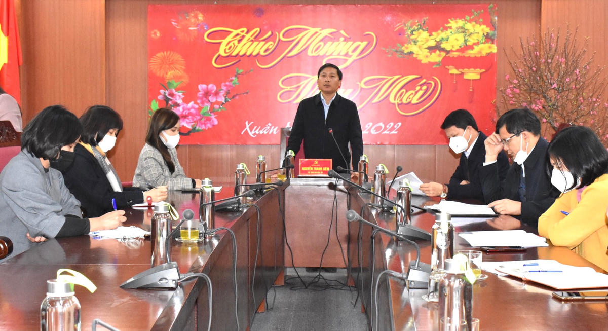 Bí thư Huyện ủy Mê Linh Nguyễn Thanh Liêm chủ trì buổi làm việc.