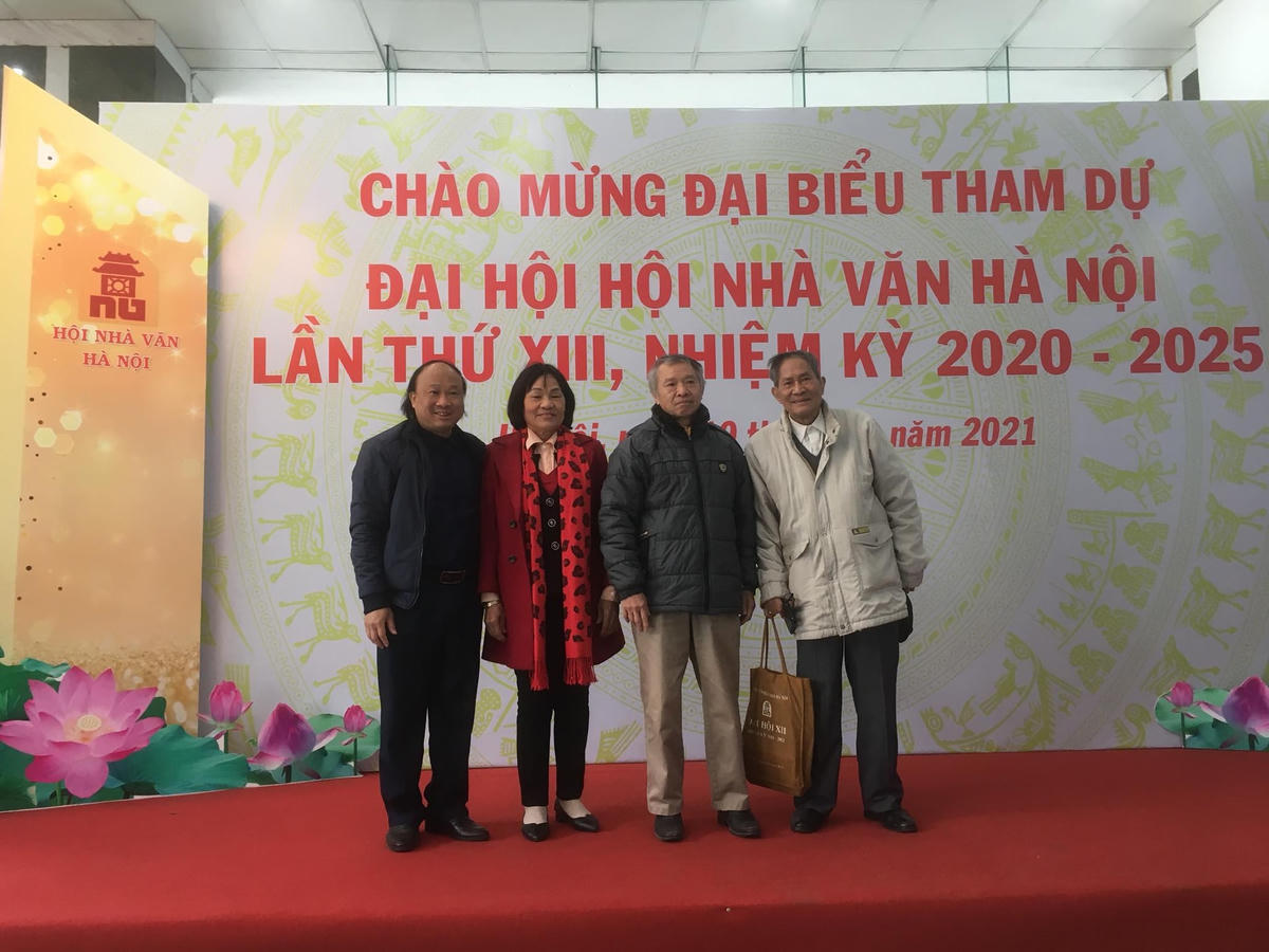 4 hội viên Hội Nhà văn Hà Nội đã và đang làm việc tại báo Đại Đoàn Kết.