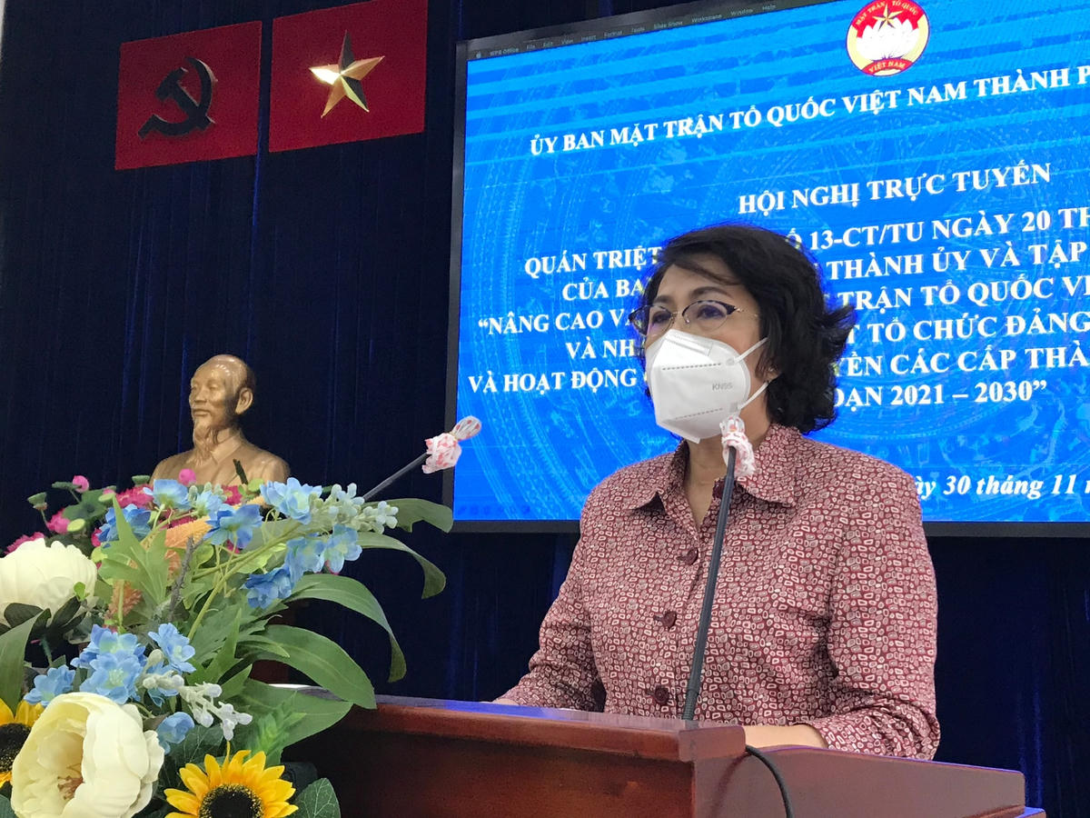 Chủ tịch Ủy ban MTTQ Việt Nam TP.HCM phát biểu tại hội nghị.