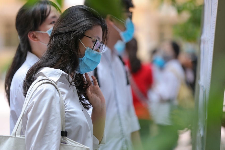 Điểm chuẩn trúng tuyển đại học năm nay tăng mạnh so với năm ngoái.