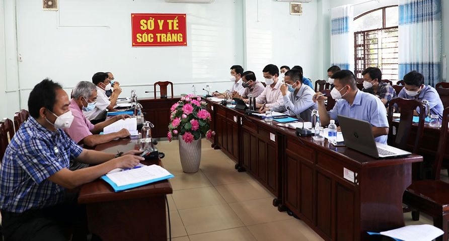 Khung cảnh cuộc họp. Ảnh: Như Hiền