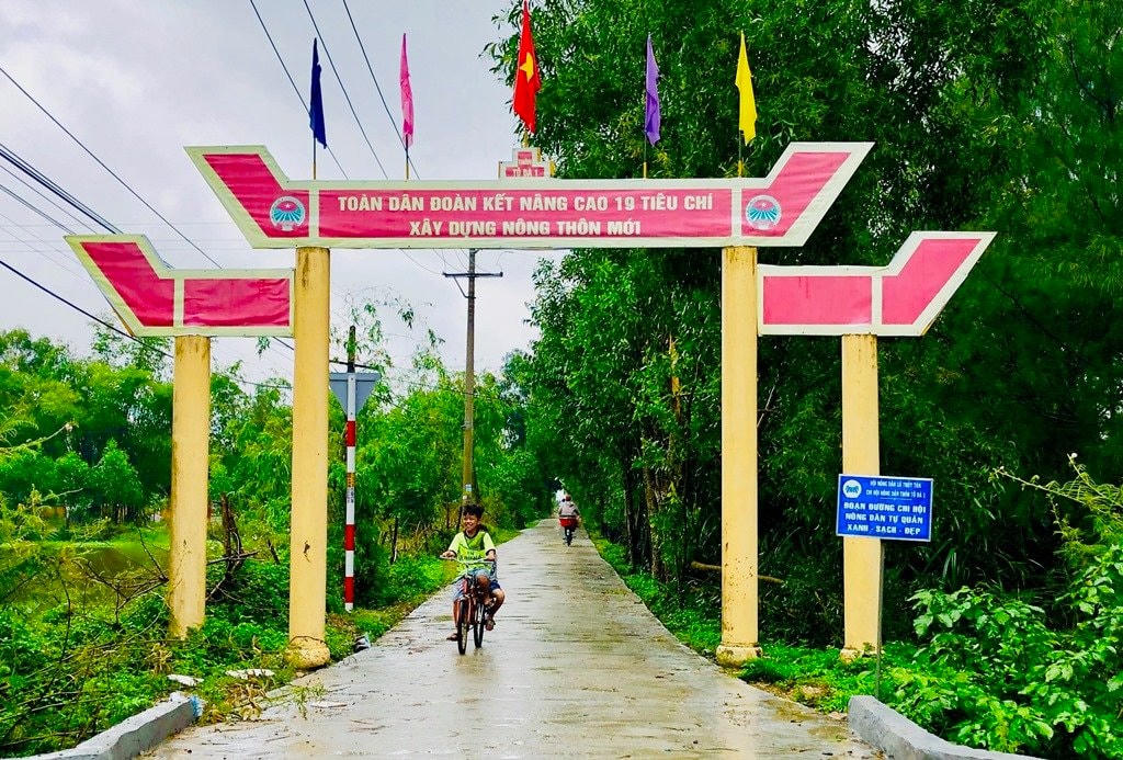 Thị xã Hương Thuỷ là đơn vị cấp huyện đầu tiên của tỉnh Thừa Thiên-Huế được công nhận đạt chuẩn NTM.