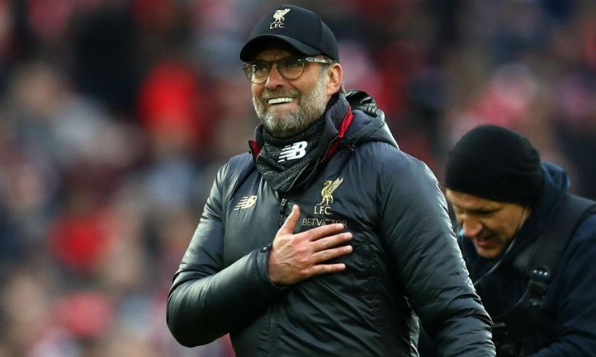 Ông cũng giúp Liverpool vô địch Premier League sau 30 năm chờ đợi.