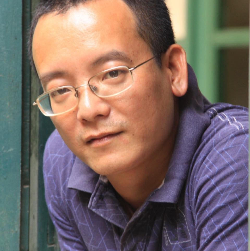 Nhà phê bình Nguyễn Hoài Nam.  