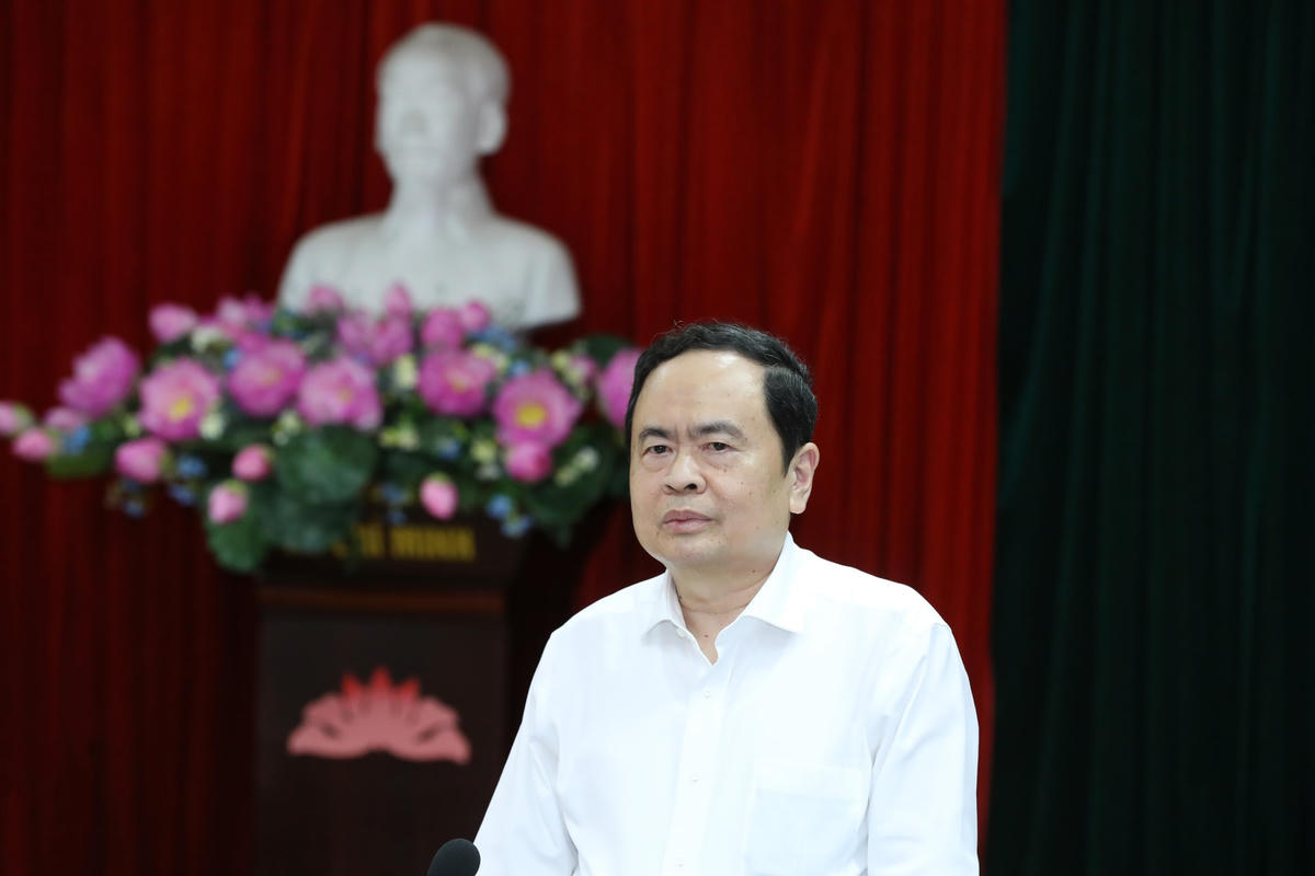 Chủ tịch Trần Thanh Mẫn phát biểu tại buổi làm việc với Tỉnh ủy, Ủy ban MTTQ Việt Nam tỉnh Thanh Hóa. Ảnh: Quang Vinh.