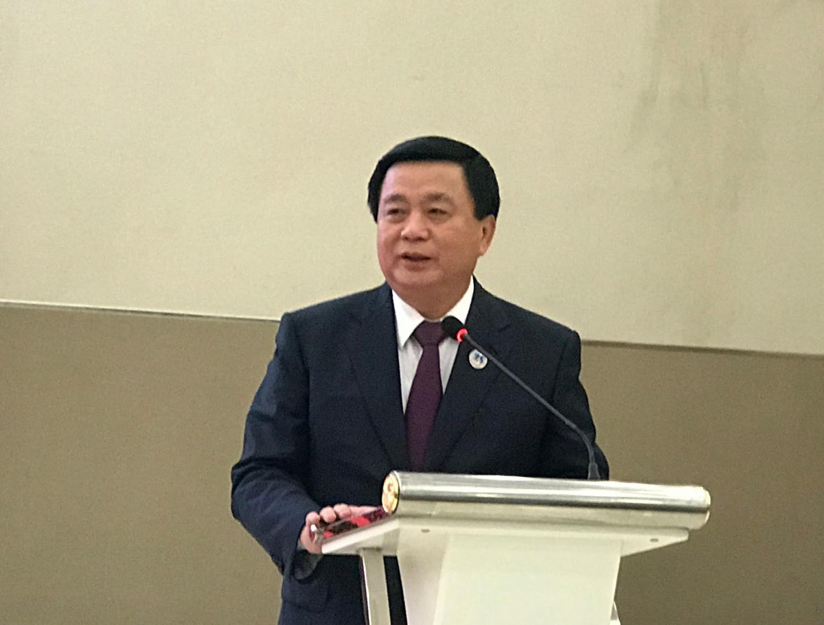 GS.TS Nguyễn Xuân Thắng phát biểu tại lễ ký kết.