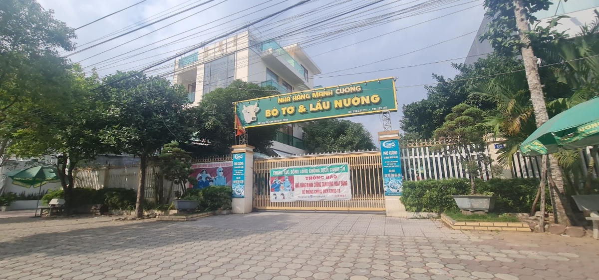 Nhiều nhà hàng, quán ăn chấp nhận đóng cửa khi TP Hải Dương yêu cầu thực khách phải test nhanh trước khi sử dụng dịch vụ.