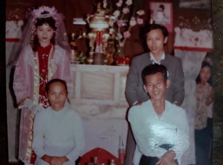 Chuyện tình của ông bà giáo dục người trẻ phải biết yêu thương, trọn nghĩa vợ chồng. Ảnh: NVCC. 