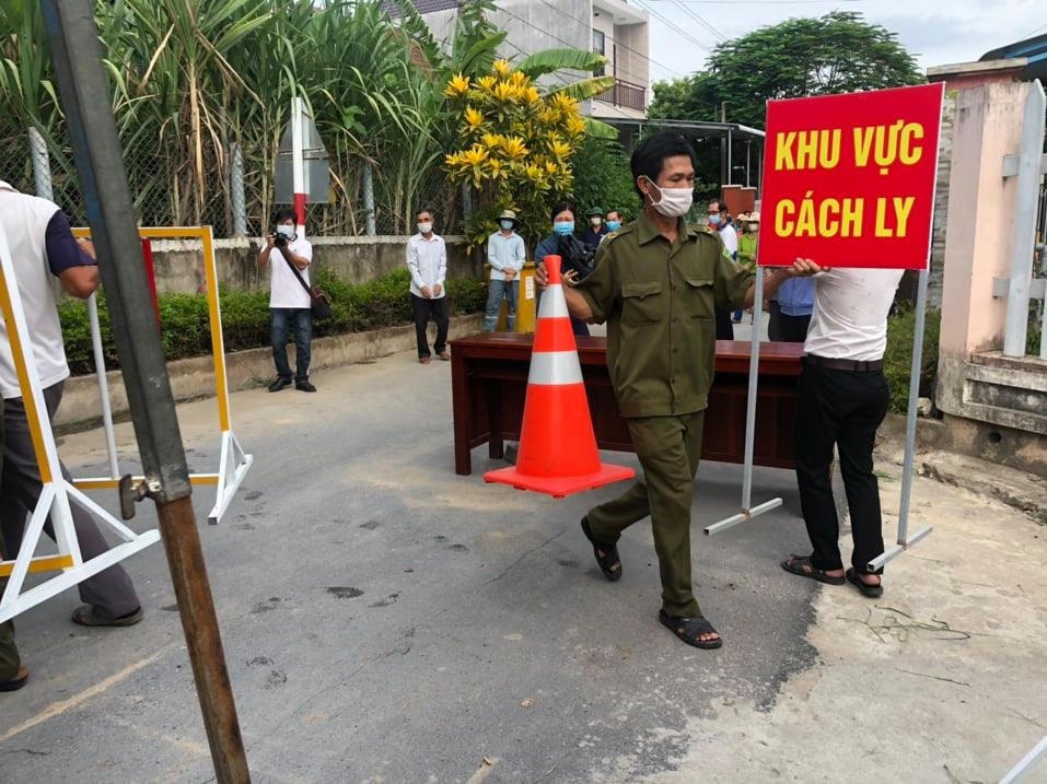 Dỡ bỏ phong tỏa đối với xóm 3, thôn Mỹ Huệ 1.