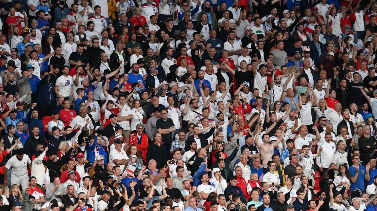 Hơn 67.000 cổ động viên đã tới sân Wembley, Anh theo dõi trận chung kết Euro 2020 (Ảnh: Getty).