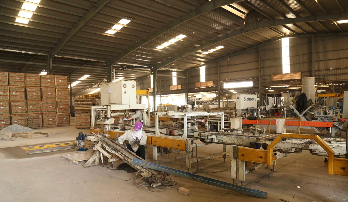 Công ty CP Cơ khí Mạo Khê - Vinacomin quay trở lại hoạt động sản xuất, kinh doanh sau thời gian nghỉ phòng chống dịch bệnh Covid-19. Ảnh: Báo Quảng Ninh.